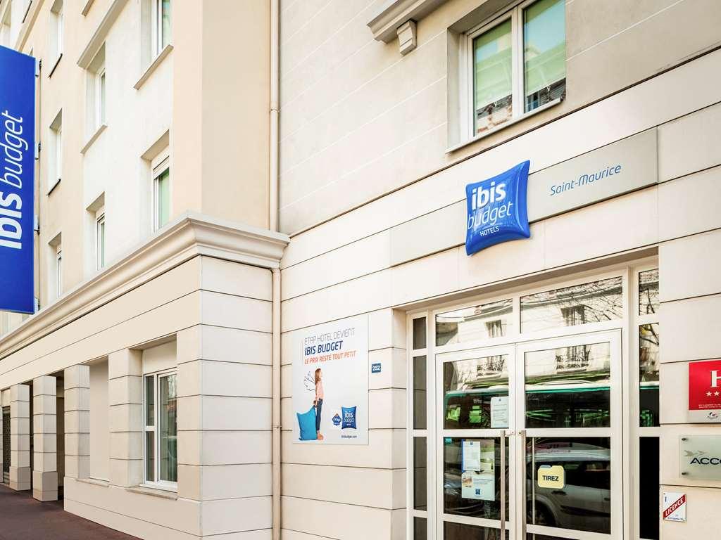 Ibis Budget Saint-Maurice Exterior foto