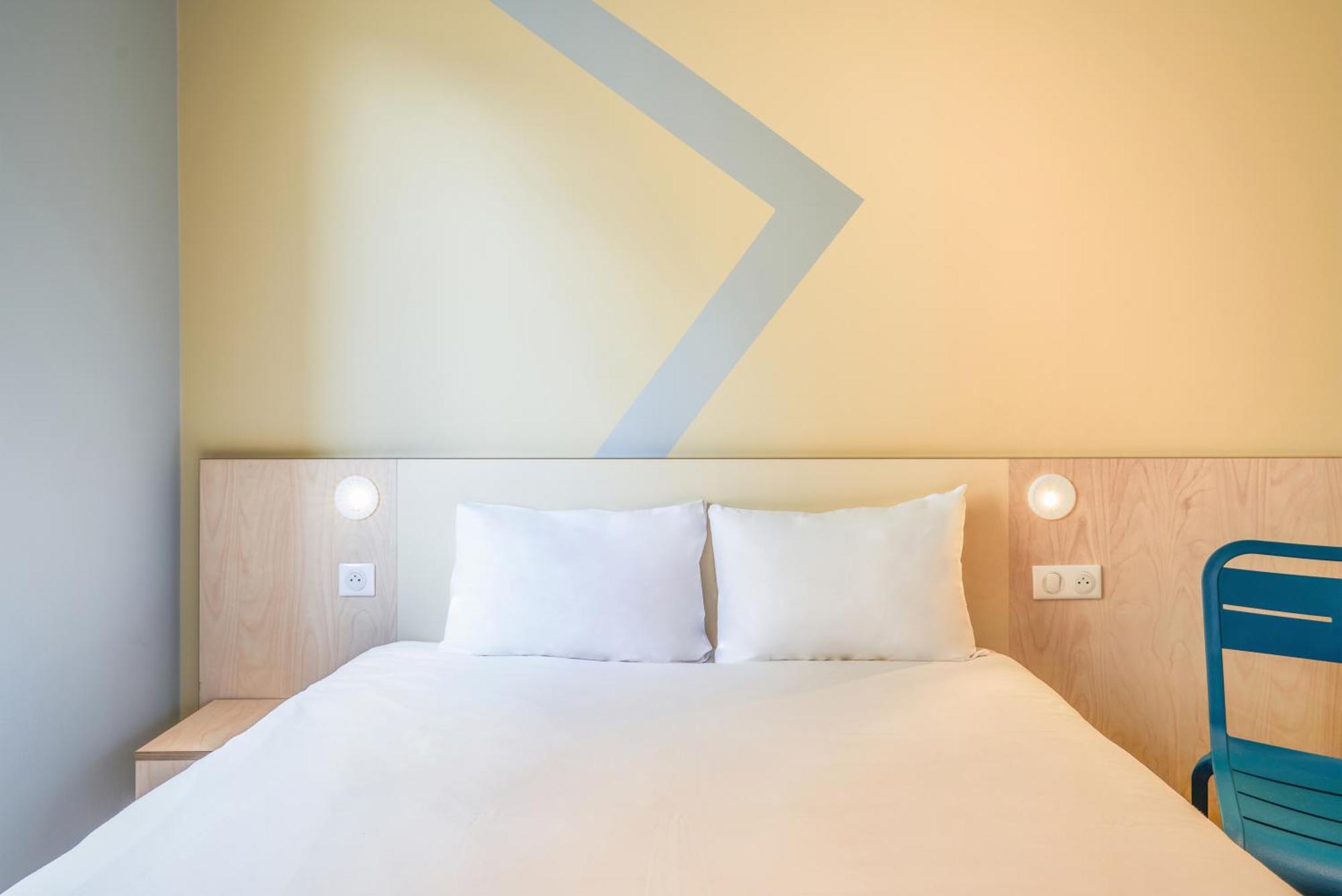 Ibis Budget Saint-Maurice Exterior foto